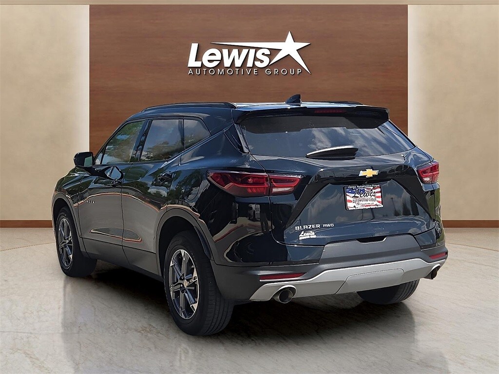 2023 Chevrolet Blazer 3LT photo 3