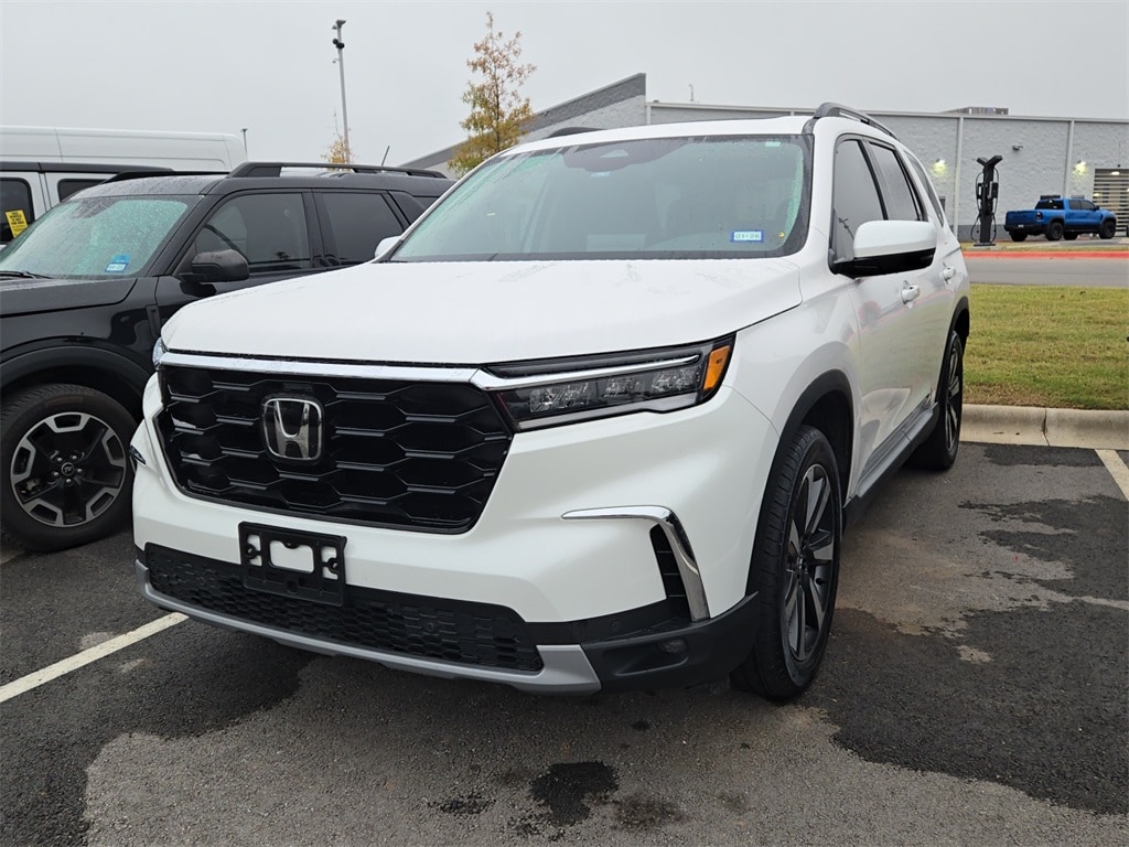 Used 2024 Honda Pilot Touring SUV