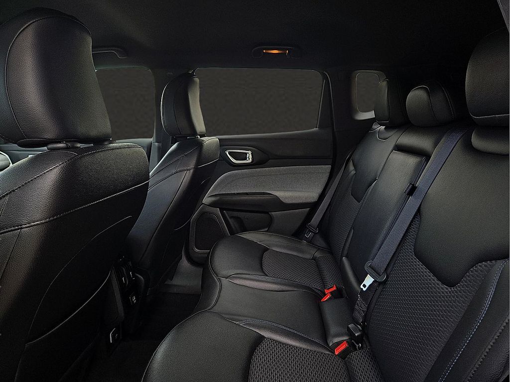 2024 Jeep Compass Latitude - Photo 9