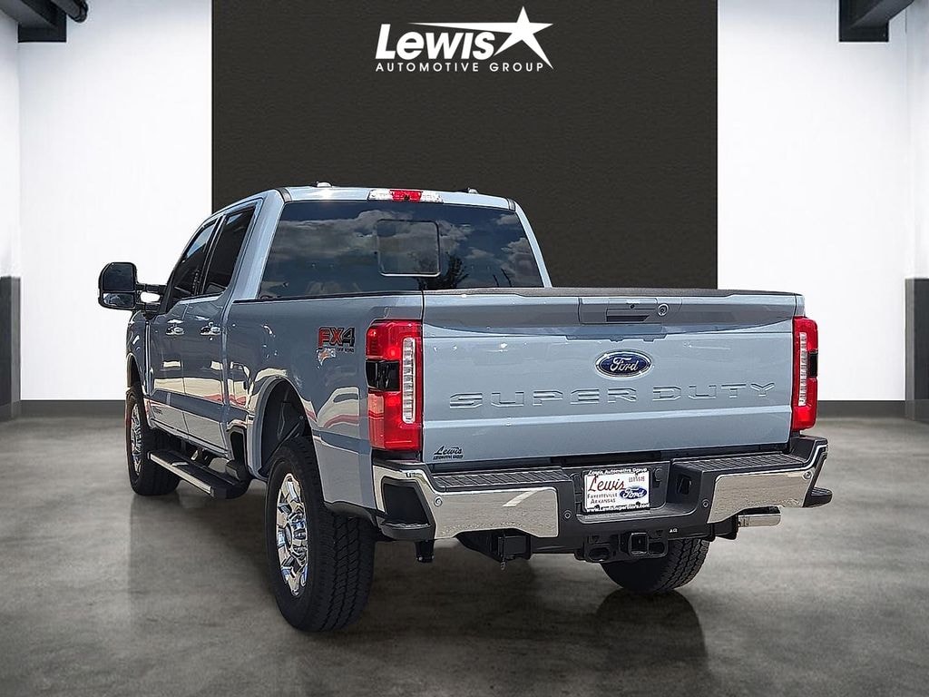 New 2026 Ford F-250SD Truck Crew Cab