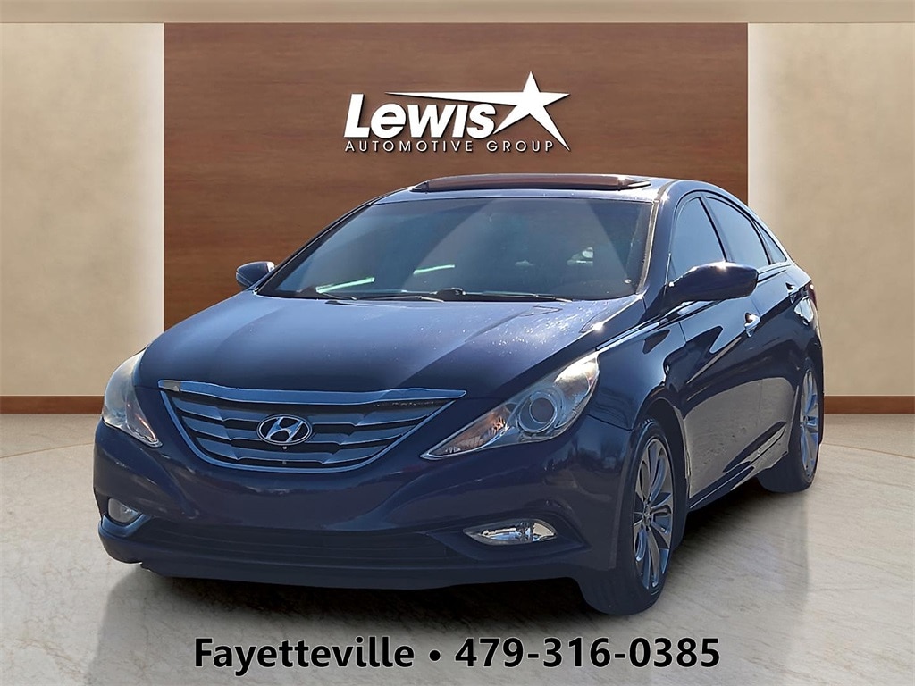 2012 Hyundai Sonata SE's photo