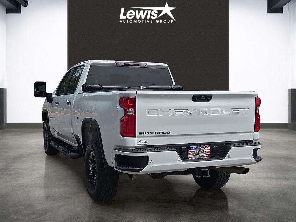Used 2024 Chevrolet Silverado 3500HD LT Truck Crew Cab