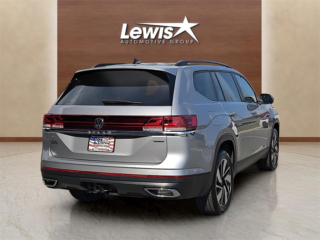 2024 Volkswagen Atlas SE Technology photo 3