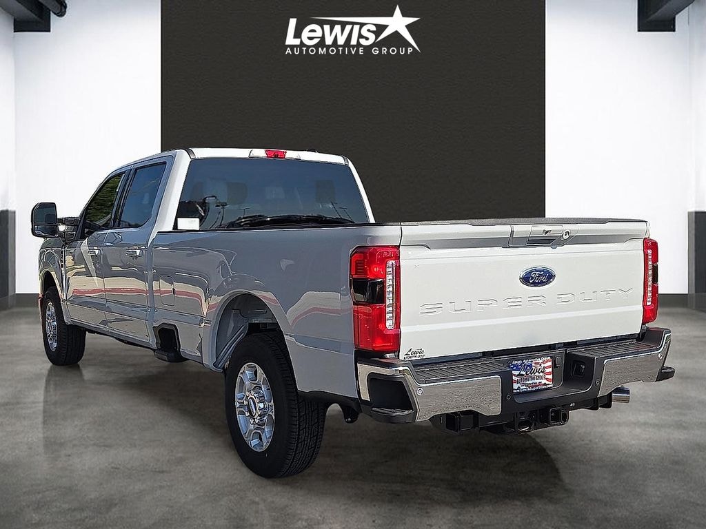 New 2026 Ford F-250SD XLT Truck Crew Cab