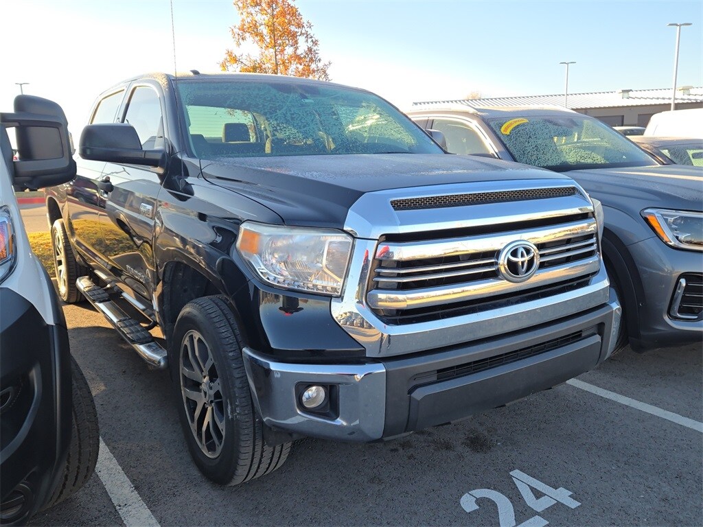 2016 Toyota Tundra SR5 photo 4