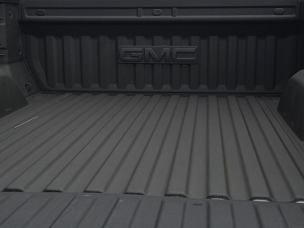 2026 GMC Sierra 1500 AT4 - Photo 8