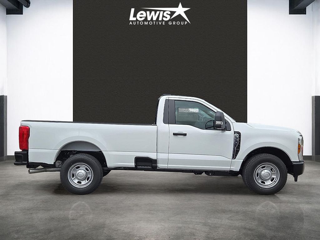 2025 Ford F-350 Super Duty XL - Photo 6