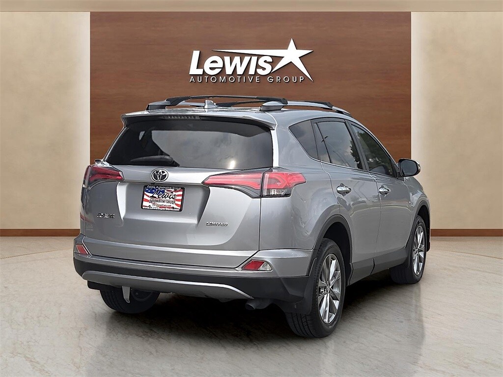 2018 Toyota RAV4 Limited photo 3