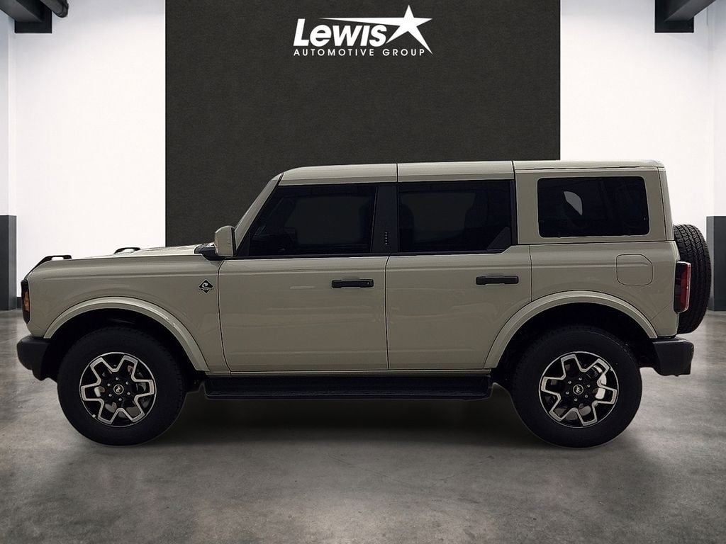 New 2026 Ford Bronco Outer Banks SUV