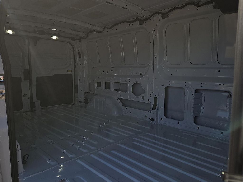 2025 Ford Transit Van Base - Photo 9
