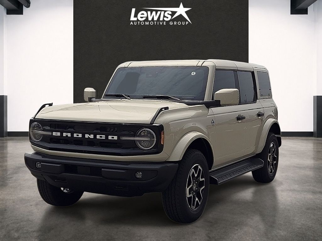 New 2026 Ford Bronco Outer Banks SUV