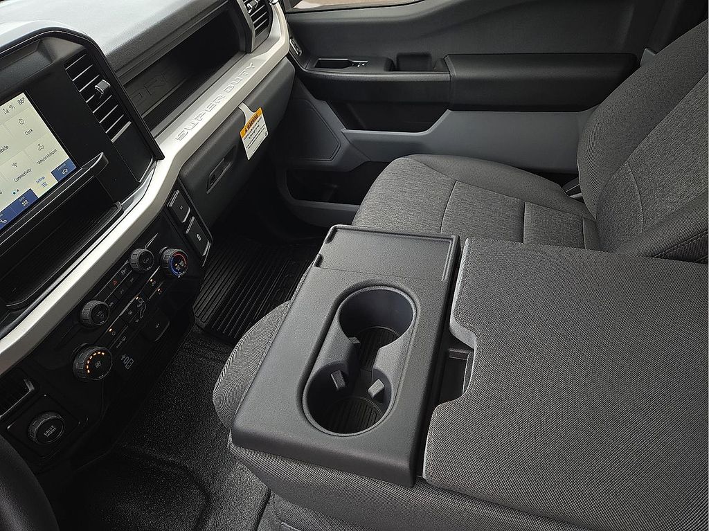2026 Ford F-350 Super Duty XL - Photo 20
