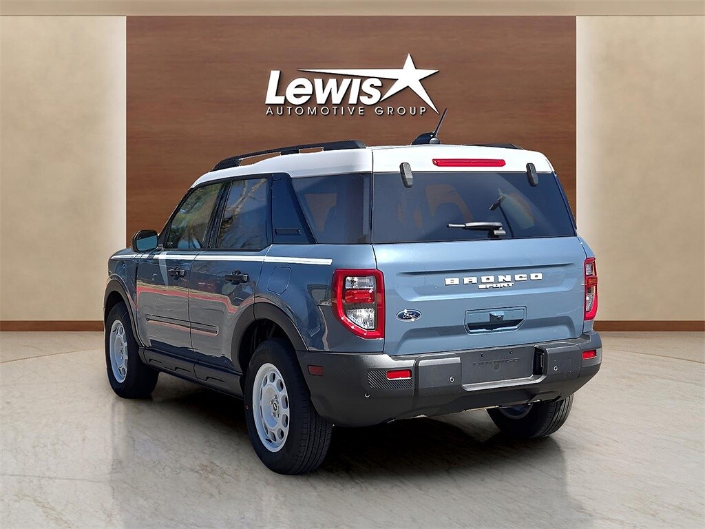 2025 Ford Bronco Sport Heritage photo 2