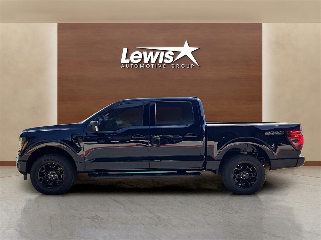 2025 Ford F-150 XLT photo 2