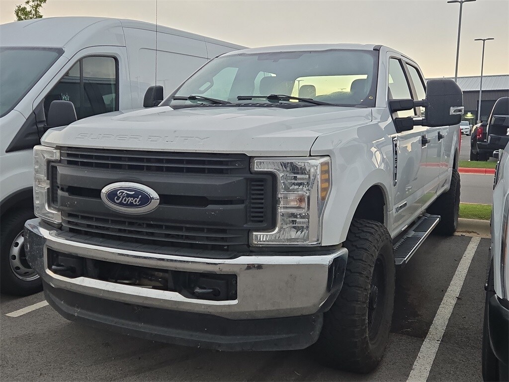 2019 Ford F-250 photo 2