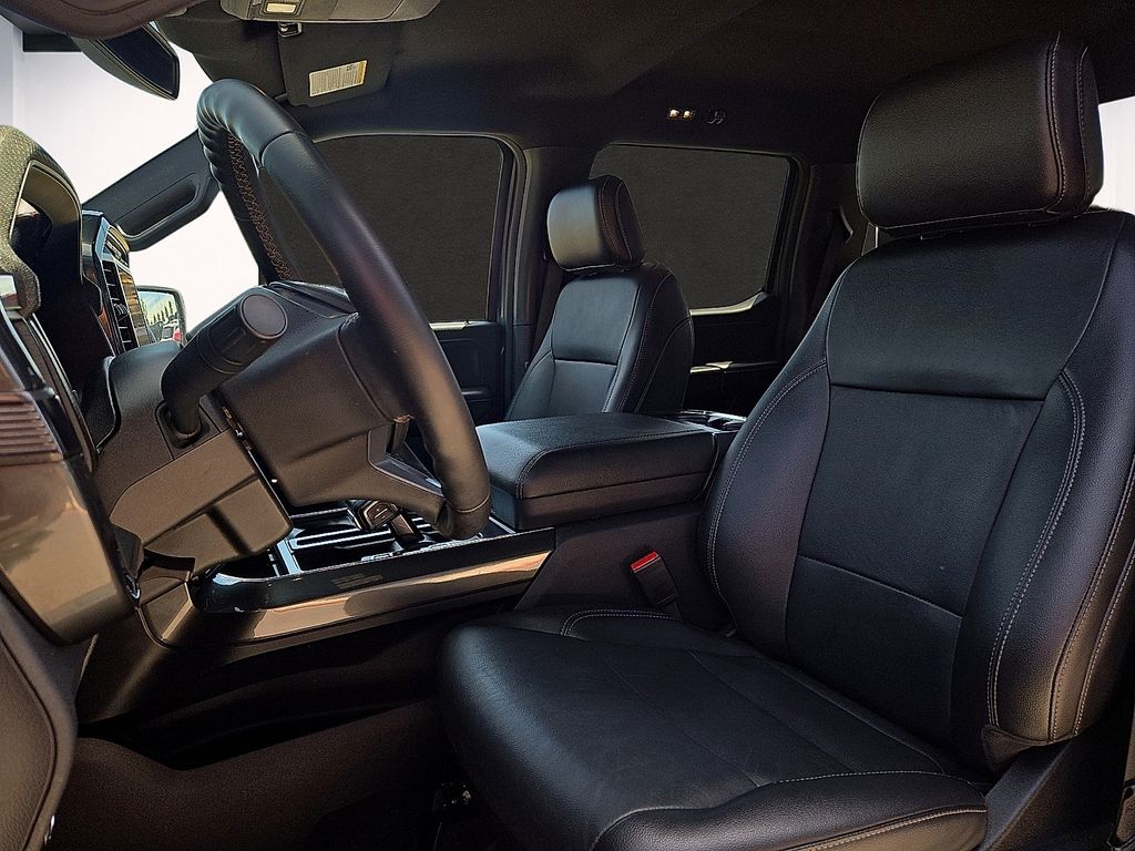 2023 Ford F-150 XLT - Photo 13