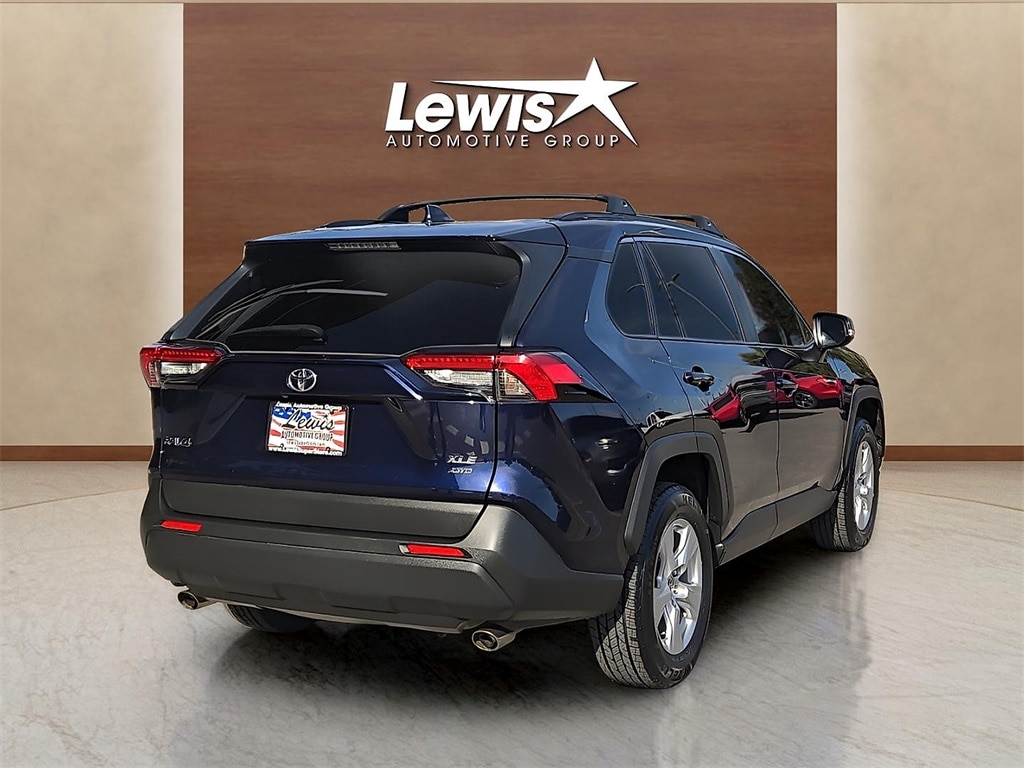 Used 2021 Toyota RAV4 XLE SUV