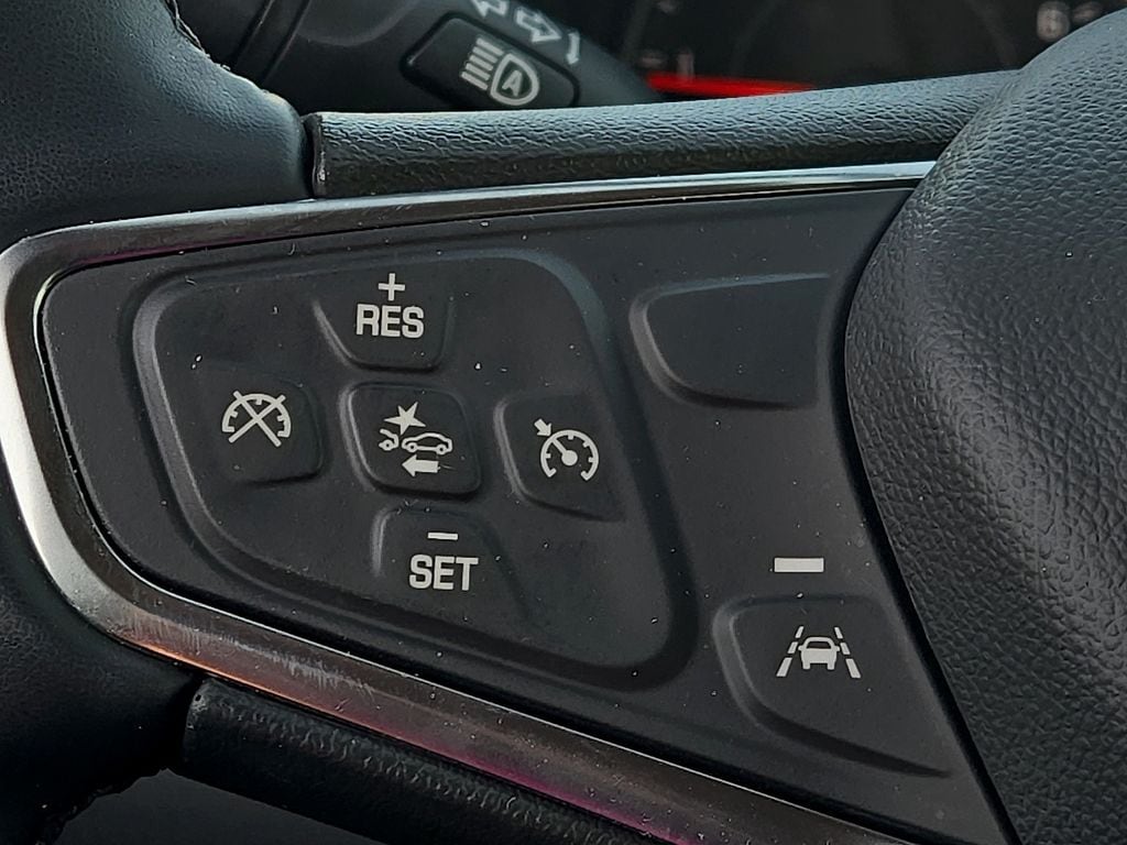 2024 Chevrolet Equinox LT - Photo 17