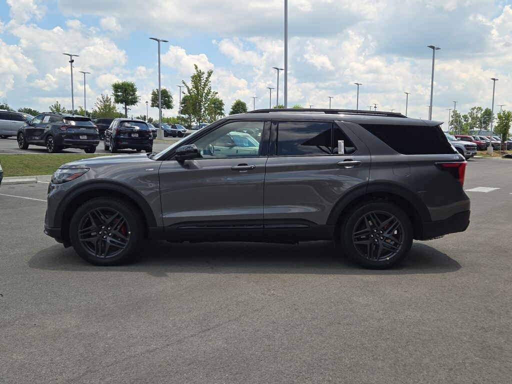 New 2026 Ford Explorer ST-Line SUV