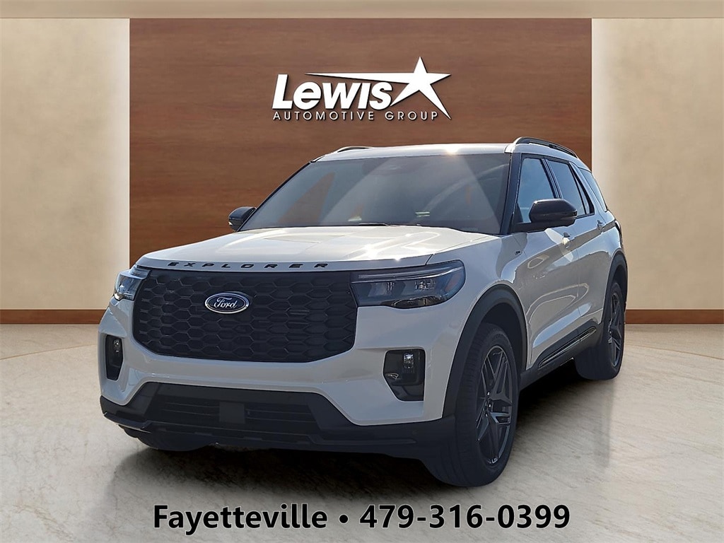 2026 Ford Explorer ST-LINE's photo