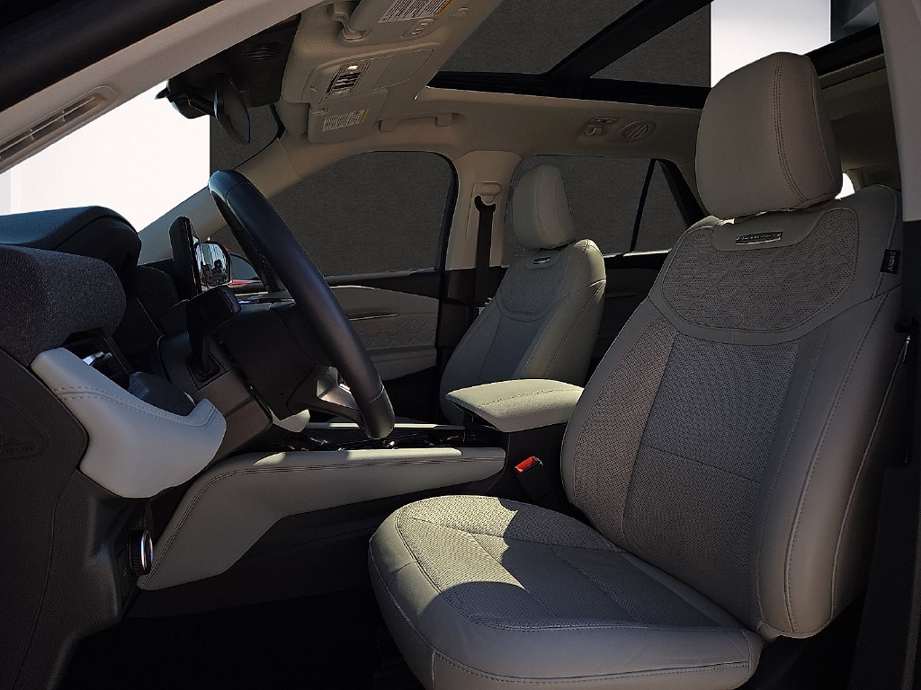 2025 Ford Explorer Platinum - Photo 14