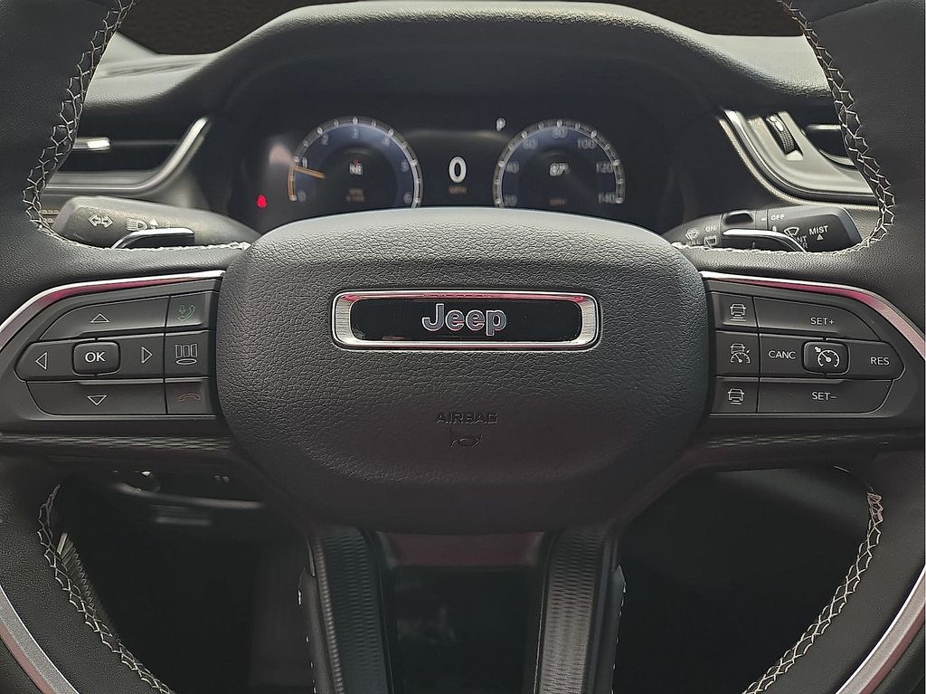 2024 Jeep Grand Cherokee Altitude - Photo 19