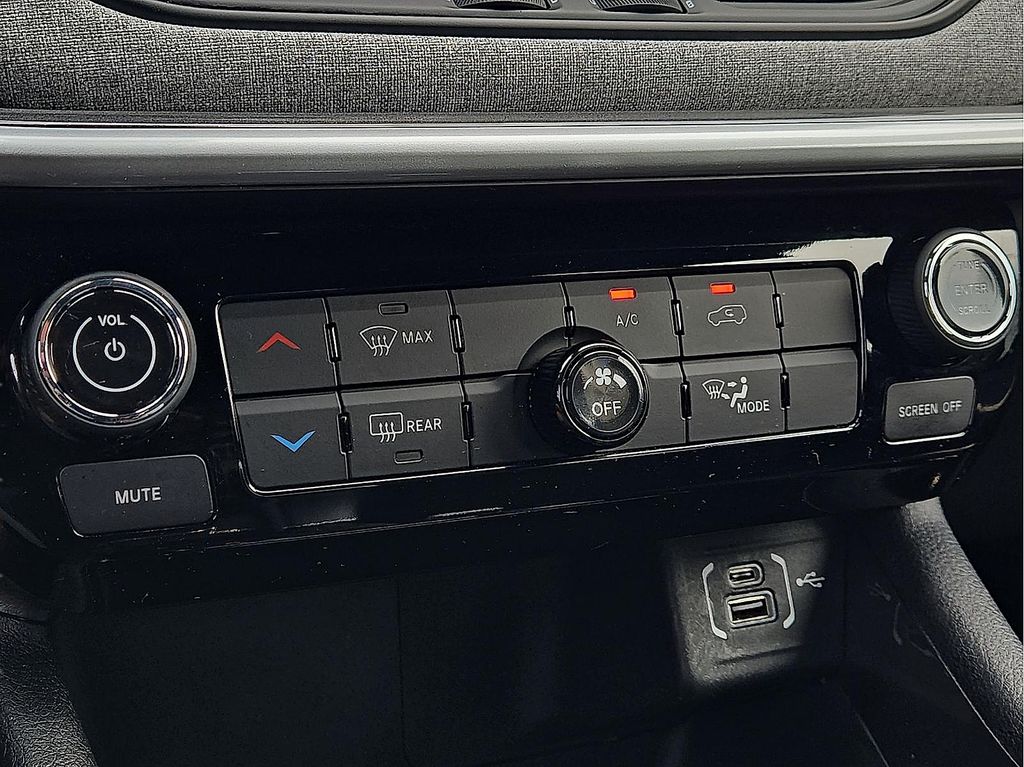 2024 Jeep Compass Latitude - Photo 14