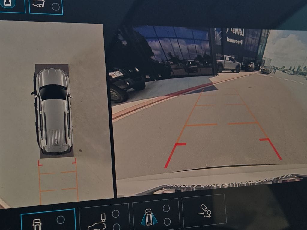 2024 GMC Acadia Denali - Photo 15