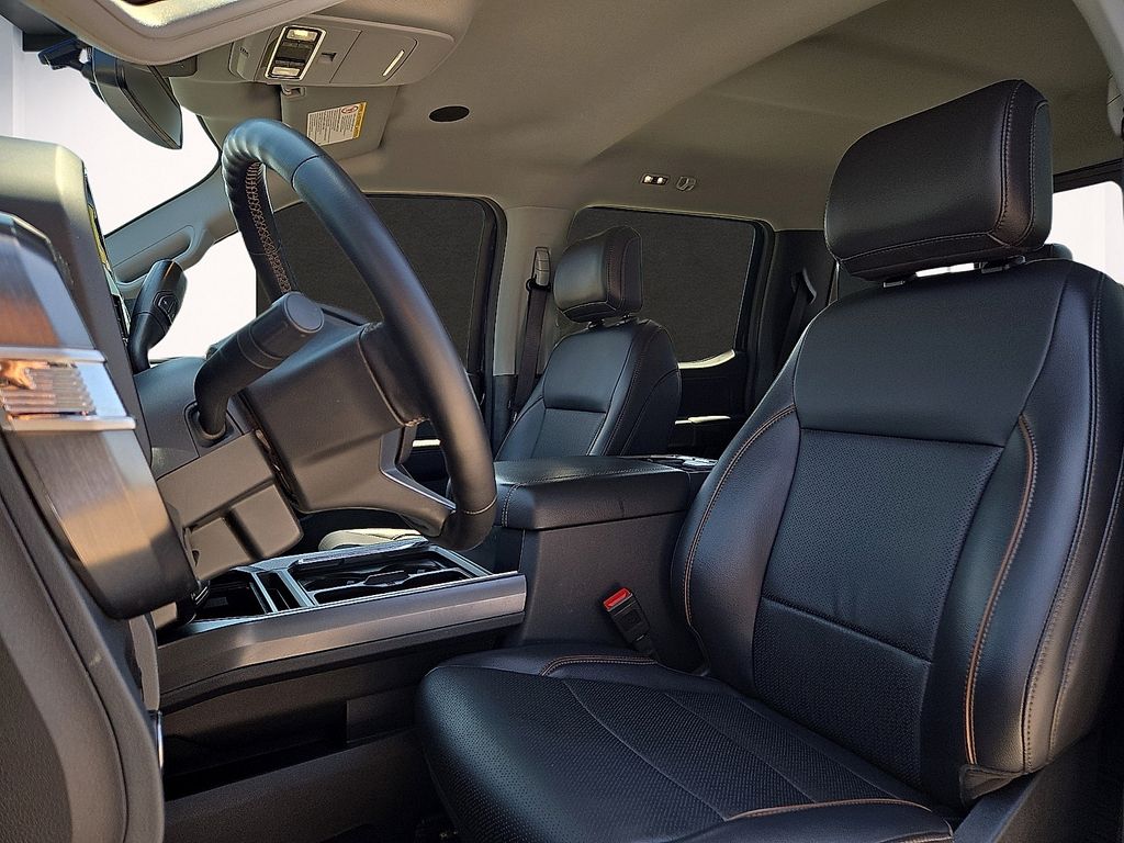 2025 Ford F-250 Super Duty Lariat - Photo 12