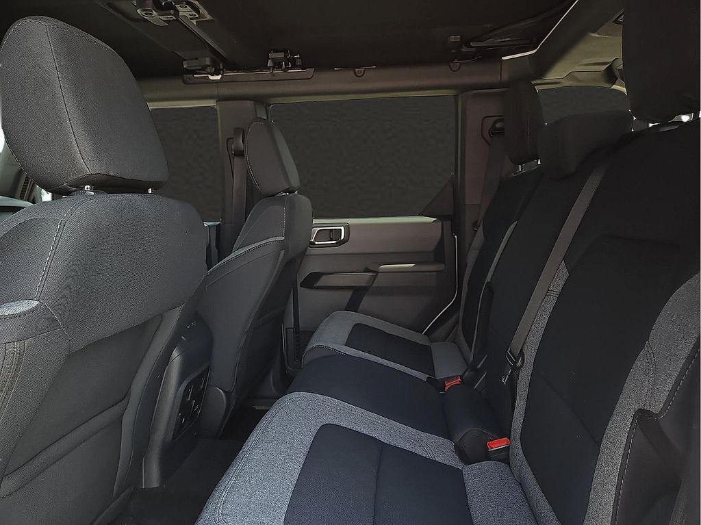 2023 Ford Bronco 4-Door Big Bend - Photo 9