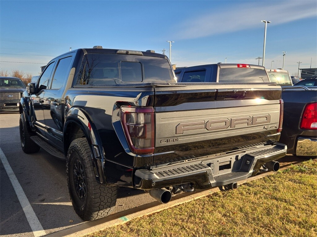 2022 Ford F-150 Raptor photo 2