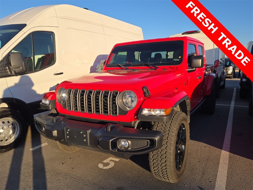 2025 Jeep Gladiator Nighthawk's photo