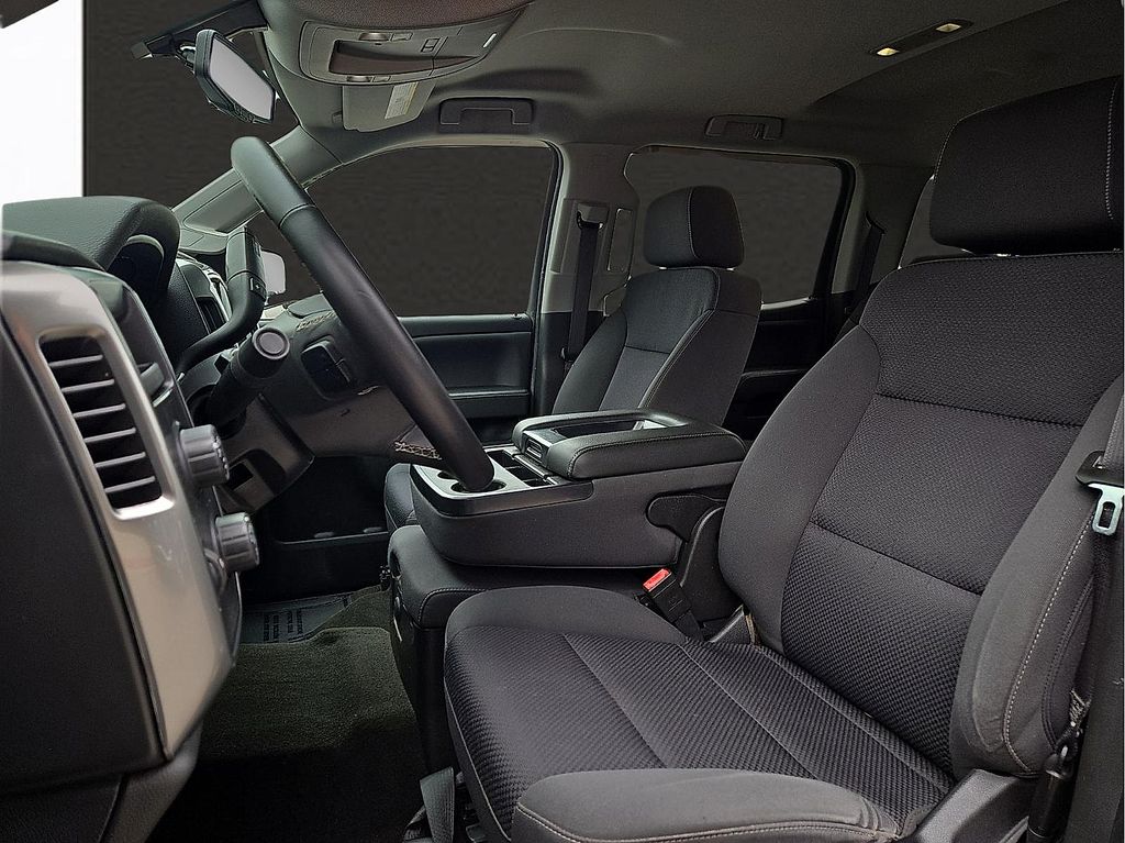 2018 Chevrolet Silverado 1500 LT - Photo 11