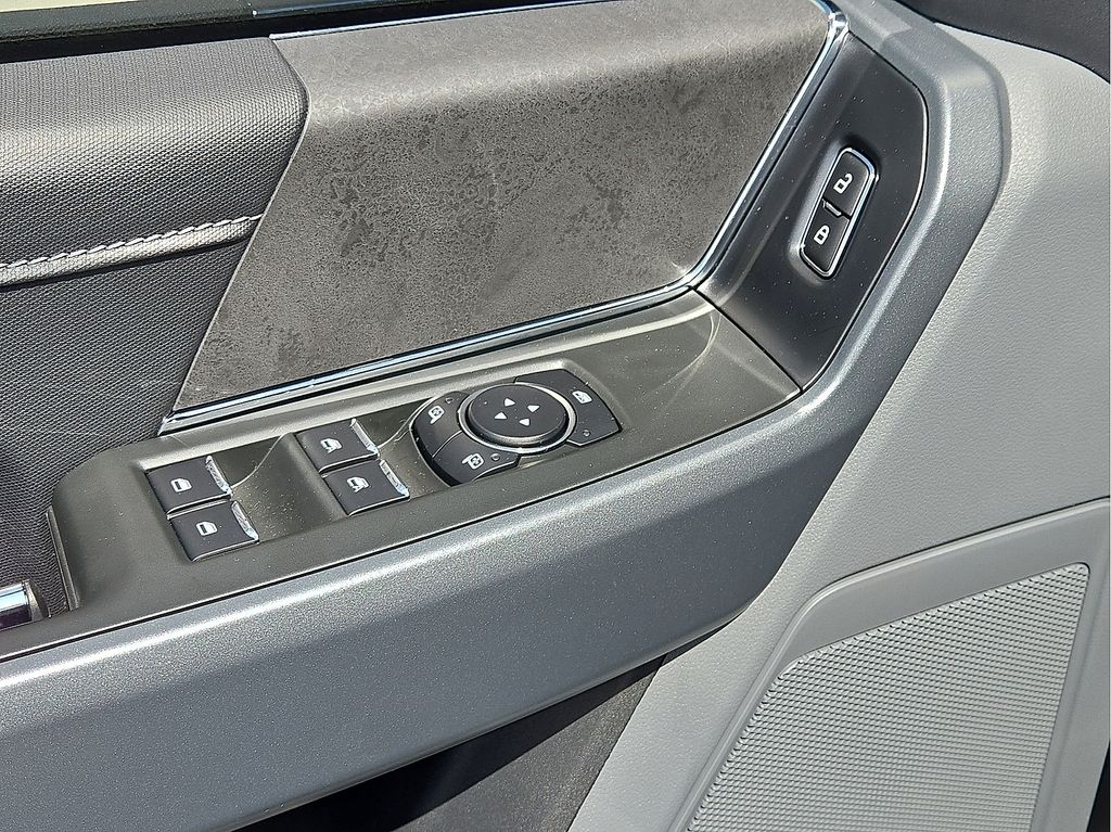 2024 Ford F-150 XLT - Photo 22