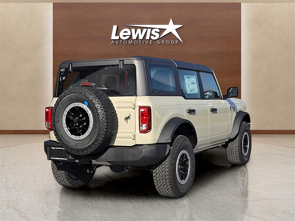 New 2025 Ford Bronco Base SUV