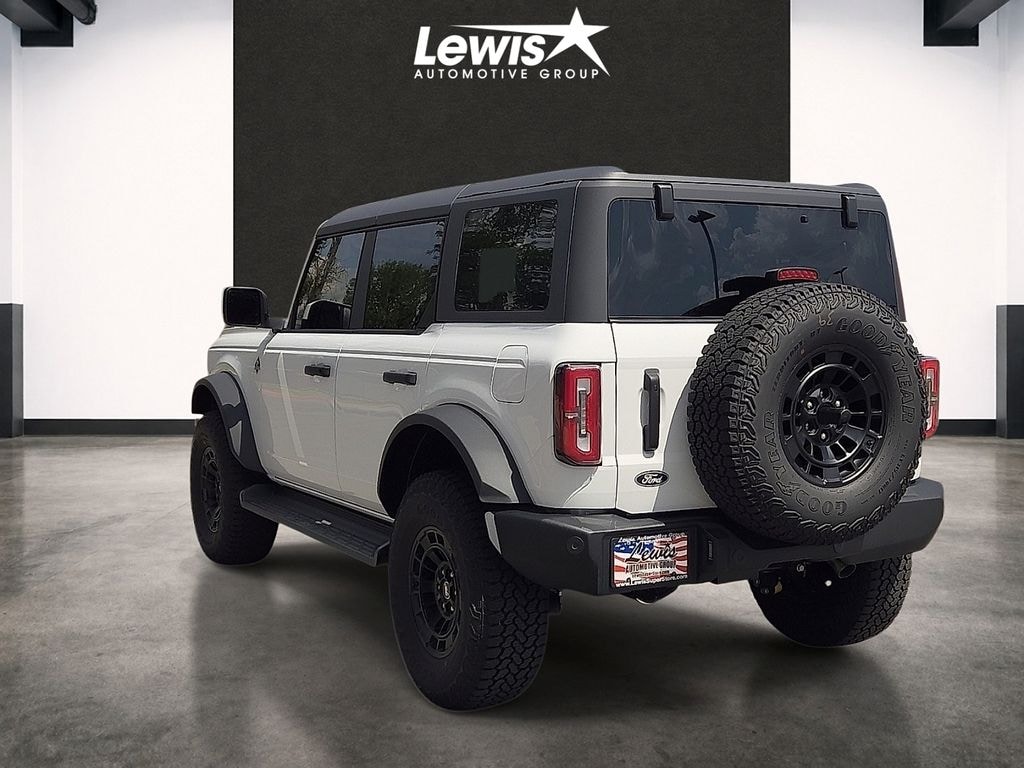 New 2026 Ford Bronco Outer Banks SUV