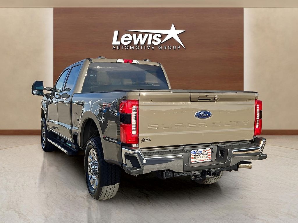 Used 2026 Ford F-250SD Lariat Truck Crew Cab