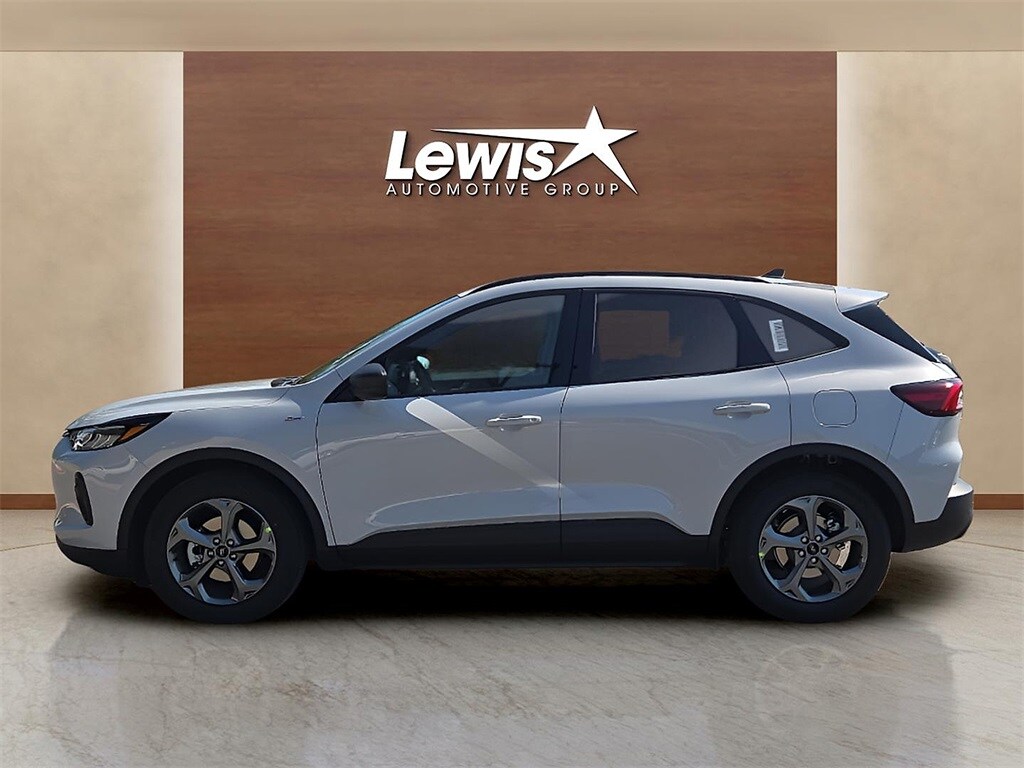 2025 Ford Escape ST-Line photo 2