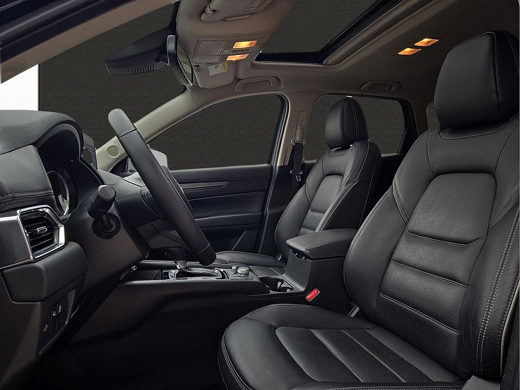 2025 Mazda CX-5 S Preferred package - Photo 12