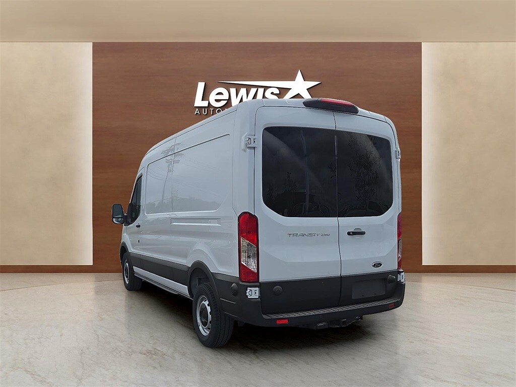2024 Ford Transit photo 4