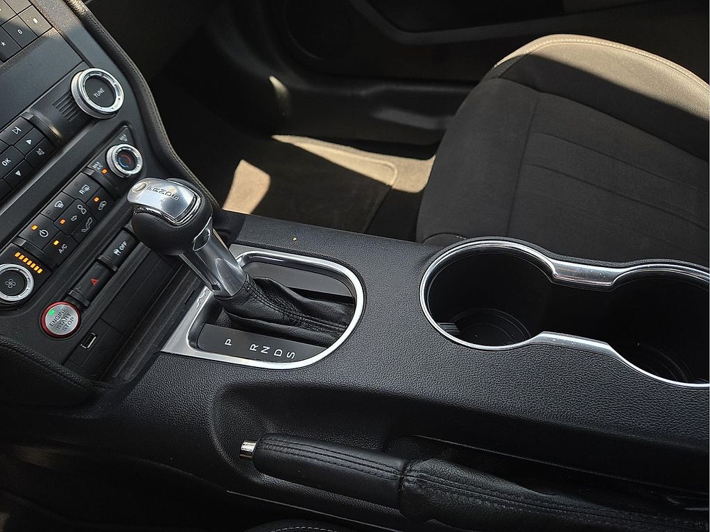 2020 Ford Mustang GT - Photo 20