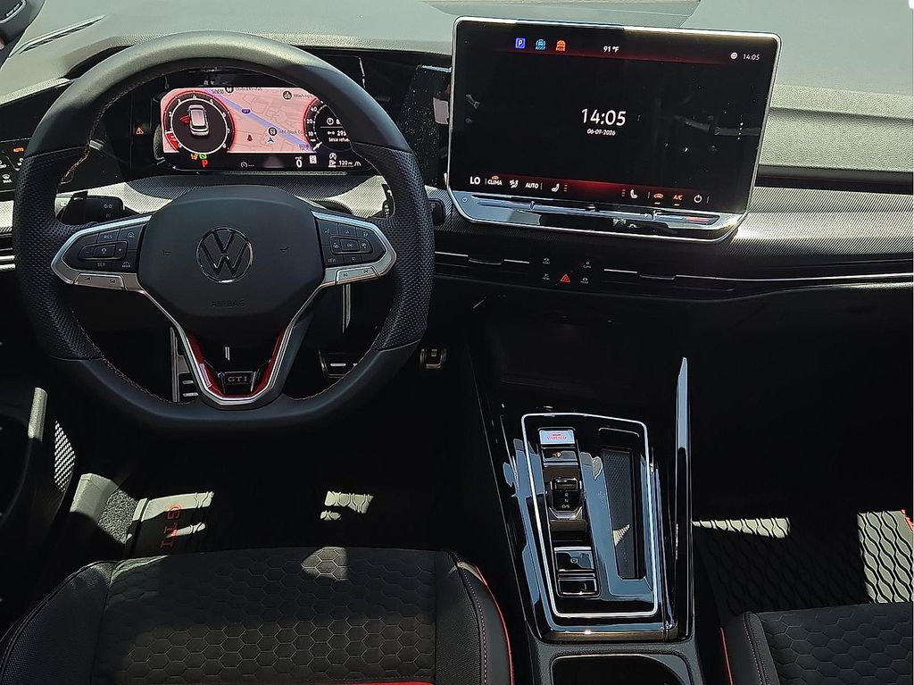 2025 Volkswagen Golf GTI SE - Photo 10