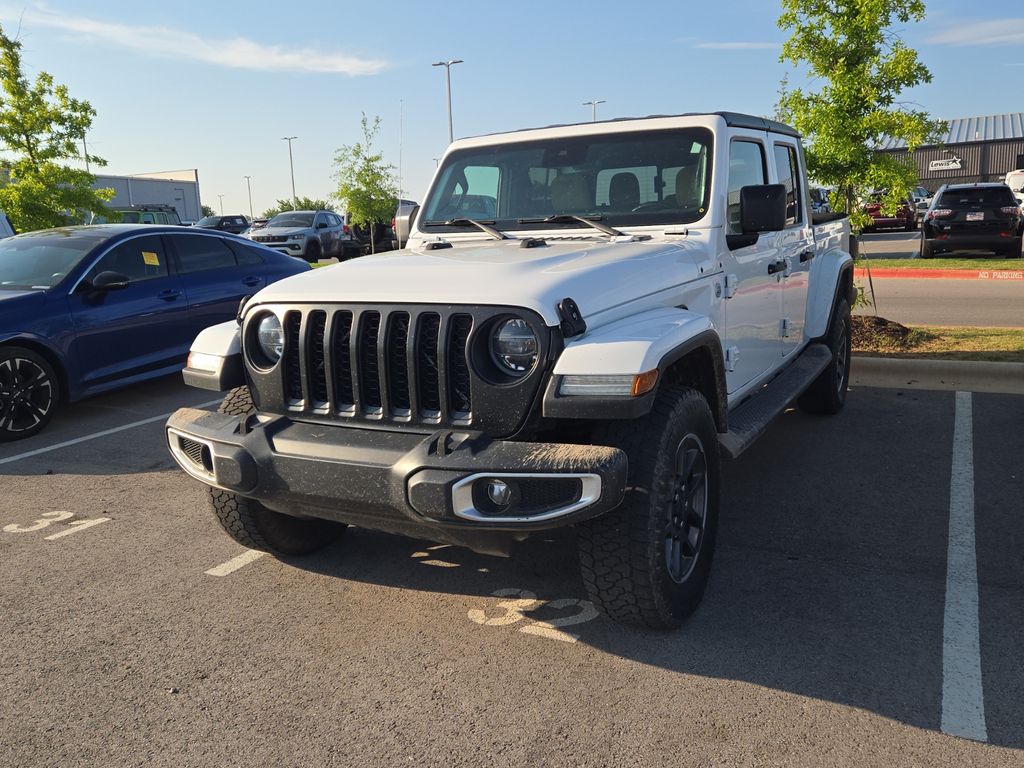 2020 Jeep Gladiator Overland's photo