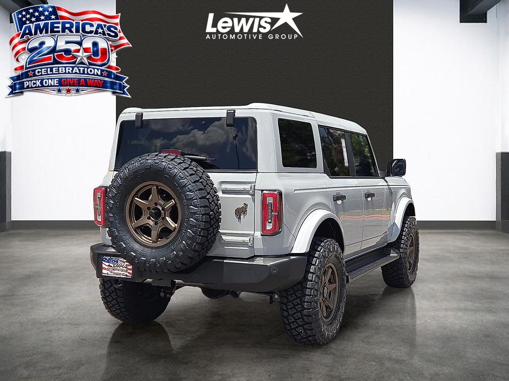 New 2026 Ford Bronco Outer Banks SUV