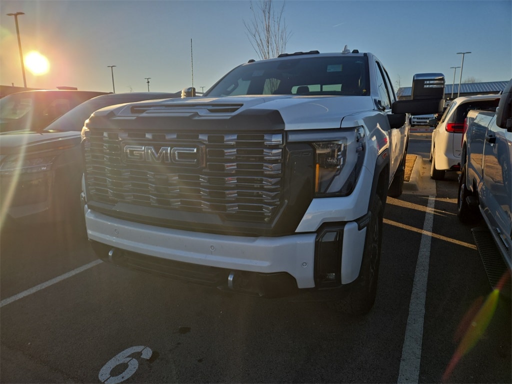 2025 GMC Sierra Denali Ultimate's photo