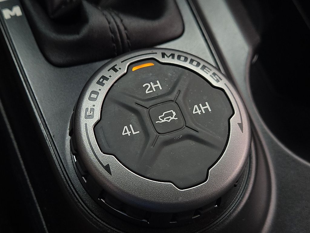 2022 Ford Bronco 2-Door Outer Banks - Photo 14