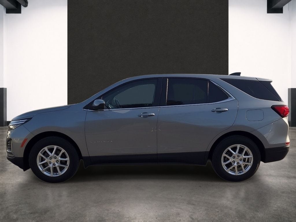 2024 Chevrolet Equinox LT - Photo 2