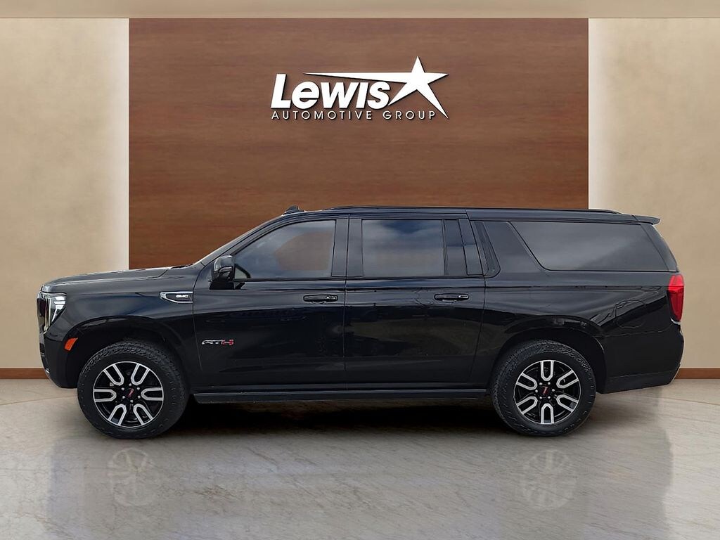 Used 2021 GMC Yukon XL AT4 SUV