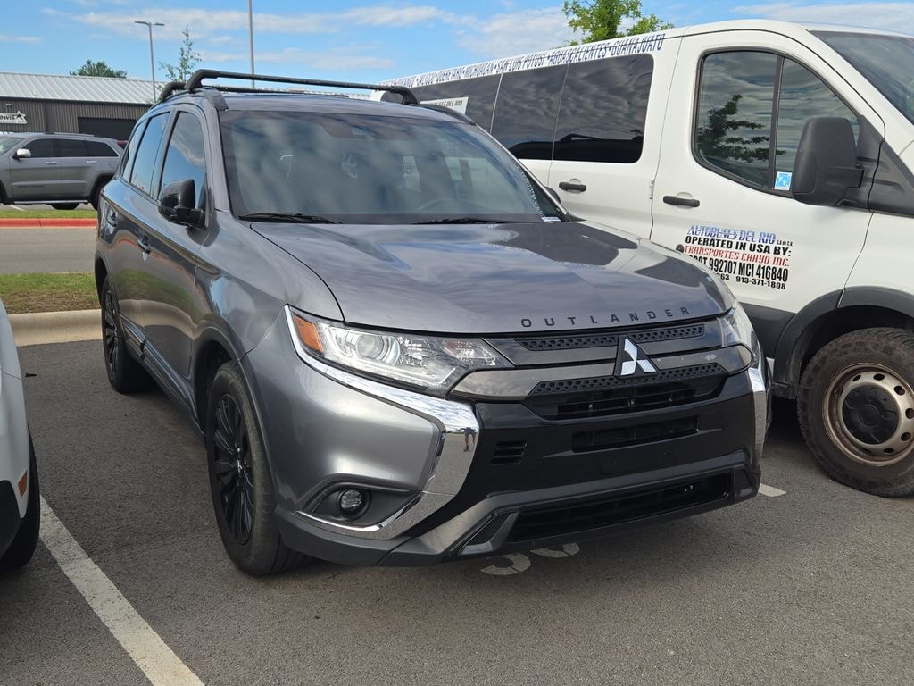 Used 2020 Mitsubishi Outlander LE CUV