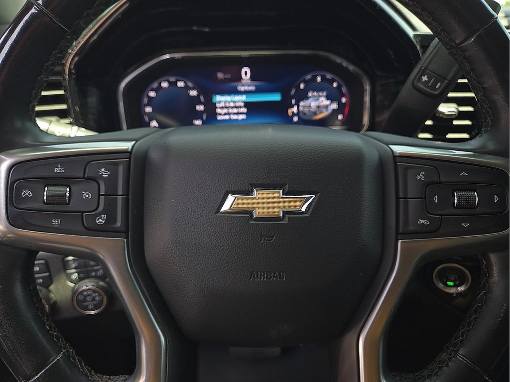 2024 Chevrolet Silverado 3500HD LTZ - Photo 19